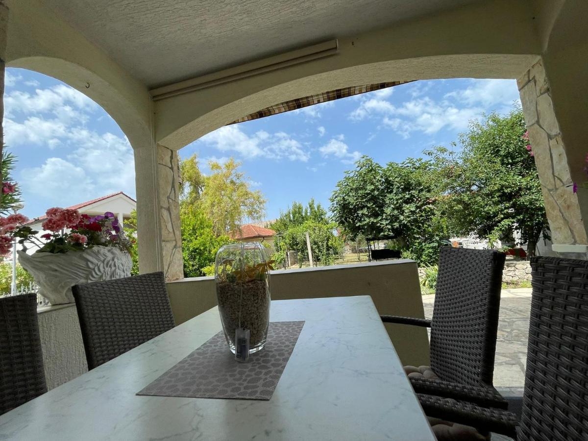 ורסי Apartman Veronika מראה חיצוני תמונה