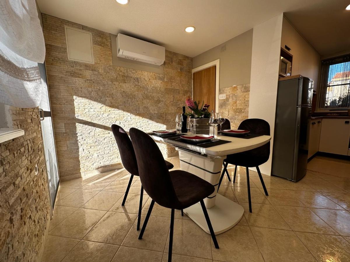 ורסי Apartman Veronika מראה חיצוני תמונה